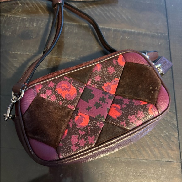 Small coach crossbody - Picture 3 of 4